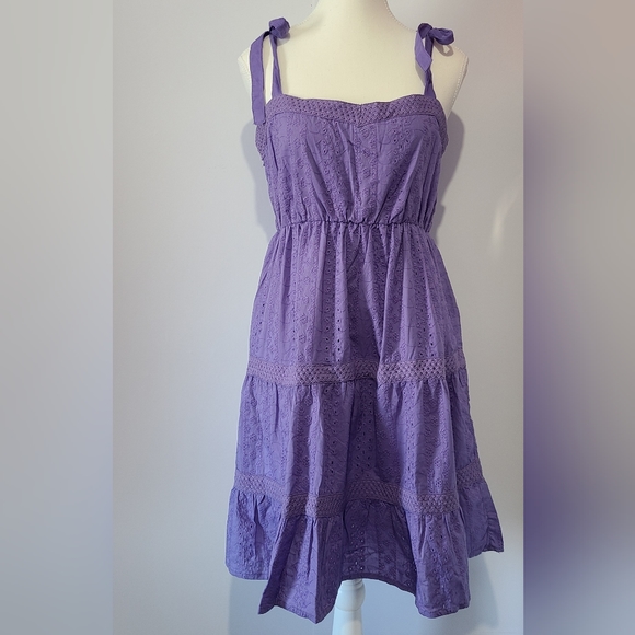 Sim & Sam Dresses & Skirts - Sim & Sam lavender eyelet  sleeveless tie straps open tie back NWT midi dress